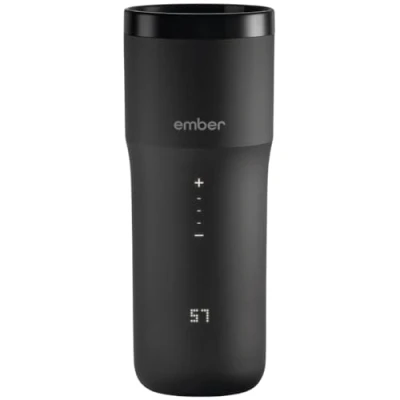 Bild av Ember Travel Mug 2+ med &quot;hitta&quot; funktion för Apple enheter är en appstyrd och laddningsbar termosmugg på 355 ml läckagesäkert lock, som passar i de flesta mugghållare, tretimmars batteritid