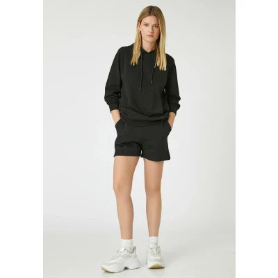 Bild av Koton Revbed elastisk midja för kvinnor med passform shorts, Svart (999), M