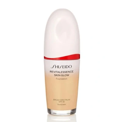 Bild av Shiseido Revitalessence SKIN GLOW Foundation SPF30 PA+++ Dagkräm, Storlek: 30 ml, Shell