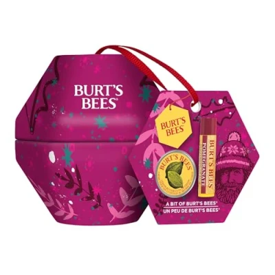 Bild av Burt&#039;s Bees A Bit of 2 dels återfuktande gåvoset 1 x läppbalsam med granatäpple av 100% naturligt ursprung (4,25 g) och nagelbandskräm citronsmör (8,5