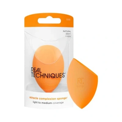 Bild av Real Techniques Complexion Sponge Base