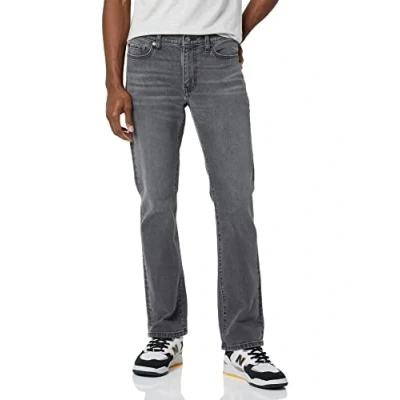 Bild av Amazon Essentials Men&#039;s Bootcut jeans smal passform, Tvättad grå, 32W / 29L