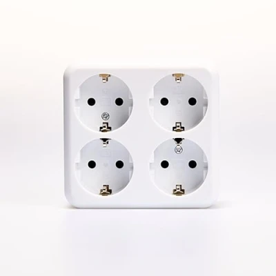 Bild av MC POWER 4 vägs ytmonterat uttag Finery Fyrvägs skyddskontaktuttag AP 250 V/16 A fyra ytuttag med plug skydd för insidan, vit