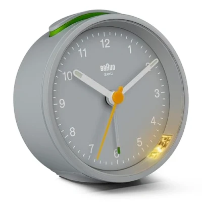 Bild av Braun Classic Analogue Alarm Clock with Snooze and Light, Quiet Quartz Movement, Crescendo Beep in Grey, model BC12G.