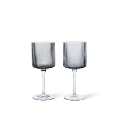Bild av Ferm Living Ripple White Wine Glasses Set of 2 Vinglas Smoked Grey Ø: 7.2 x H: 16.8 cm