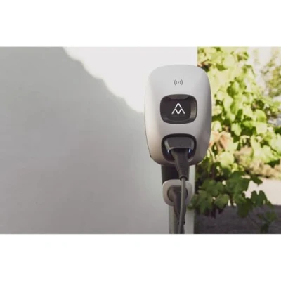 Bild av Charge Amps Dawn 22 kW 3P 32A Type2 4G OCPP