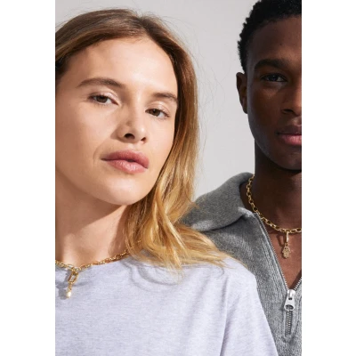 Bild av Pilgrim Charm Recycled Hamsa Pendant Unisex Berlocker goldcoloured, Storlek: One Size, Gold coloured