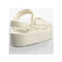 Bild av Teva Women&#039;s Flatform Universal Sandaler Vit r. 38