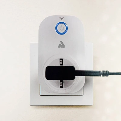 Bild av EGLO connect Plug Bluetooth eluttag