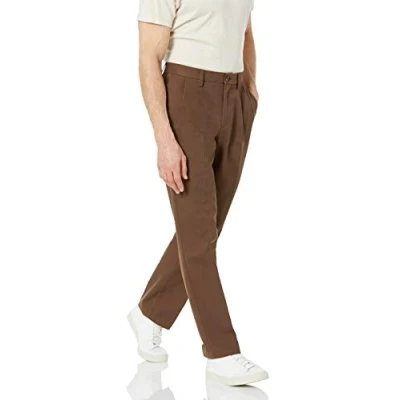 Bild av Amazon Essentials herr klassisk passform skrynkelfri veckad chino byxa (finns i stora och långa), brun, 33 B x 32 L
