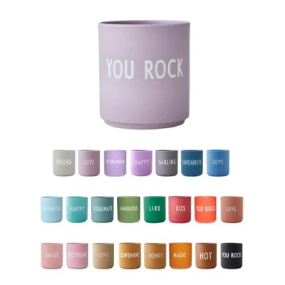 Bild av Design Letters Favoritmugg, YOU ROCK (lavendel) dekorativ drickkopp med många funktioner, fashionabla färger olika uttalanden, perfekt som en gåva, diskmaskinssäker, 250 ml