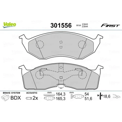 Bild av VALEO 301556 Jeu de plaquettes frein FIRST Essieu avant contact signal d&#039;usure inclus sans tôle anti bruit CHRYSLER: 300M Berline