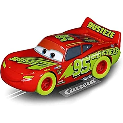 Bild av Carrera 20064220 GO!!! Lightning McQueen Slotcar I skala 1:43 Officiellt licensierad av Disney Pixar autentisk kopia detaljerad design perfekt för pojkar och flickor