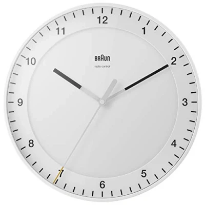 Bild av Braun Classic Radio Controlled Large Analogue Wall Clock For Central European Time Zone (DCF/GMT+1) with Silent Sweep Movement, Easy To Read, 30cm Diameter in White, model BC17W DCF.