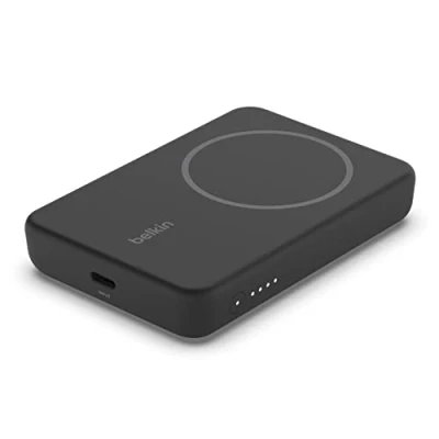 Bild av Belkin 5000mAh magnetisk trådlös powerbank, bärbar laddare, kompatibel med MagSafe, genomströmmande laddning, 7,5W uteffekt, 10W ineffekt och stativ, iPhone 15, 14, 13, 12, Svart