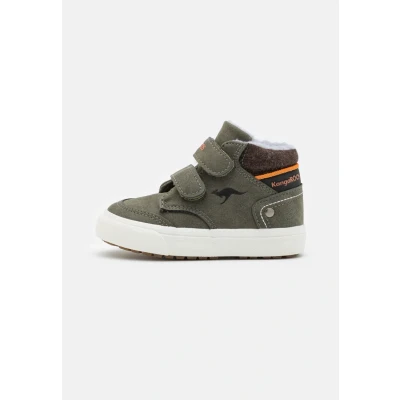 Bild av KangaROOS Unisex barn K hatt tofflor, olive flame, 23 EU