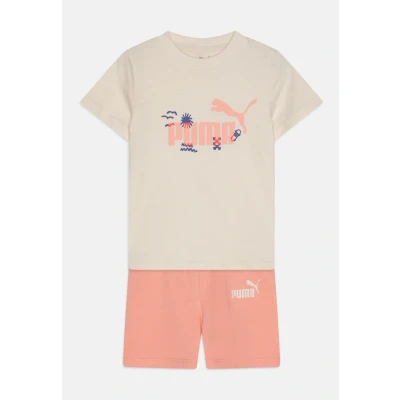Bild av Puma Minicats Sandy Adventures TEE AND Shorts Unisex SET Tshirt med print för barn, Storlek: 80, Alpine snow