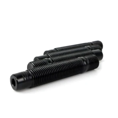 Bild av Sats med 4 ståpluckor för bilfälgar OMP M14 x 1,5 längd 100 mm svart