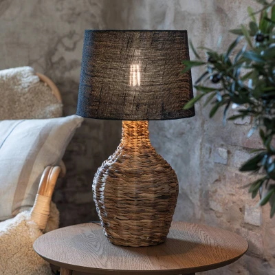 Bild av Markslöjd Paglia bordslampa, natur/svart, rotting/jute, höjd 58 cm