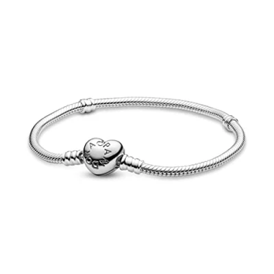 Bild av PANDORA Moments Schlangen Gliederarmband mit Herz Verschluss aus Sterling Silber, kompatibel Charms und Anhängern der Kollektion, Größe: 20cm