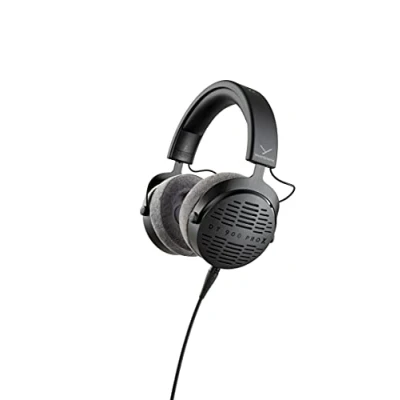 Bild av beyerdynamic DT 900 PRO X öppna studio hörlurar med STELLAR.45 drivrutiner för blandning och mastering på alla spelenheter