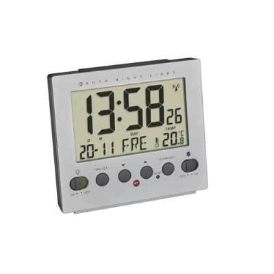 Bild av TFA Dostmann Digital väckarklocka, 60,2561.55, automatisk nattbelysning, radioväckarklocka, temperatur, vardagsdag och datum, aluminiumutseende, silver, (L) 99 x (B) 90 (H) 42 mm
