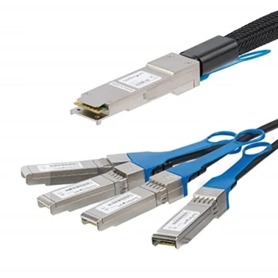 Bild av StarTech.com MSA Compliant QSFP+ Direct Attach breakout cable 1 m (3.3ft) black Svart meter