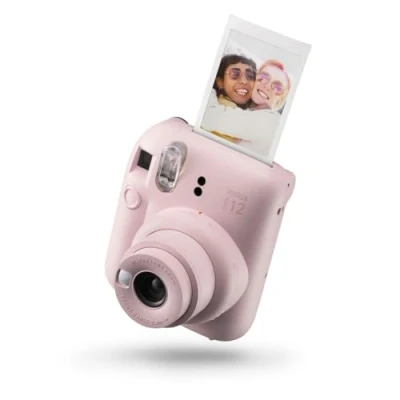 Bild av instax mini 12 kamera, autoexponering med inbyggd selfie lins, Blossom Pink