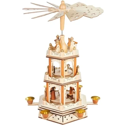 Bild av BRUBAKER Julpyramid 3 Vånings Roterande Träpyramid Juldekoration med Våningar och Stjärnvingar i Trä 45 cm Hög Handmålade Julfigurer Naturbrun
