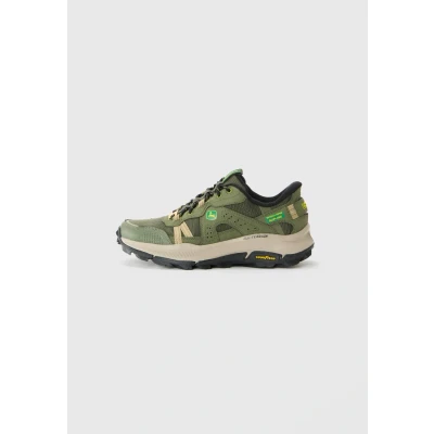 Bild av Skechers herr x John Deere Equalizer 5.0 Trail Harvester sneakers, grön, 8 UK, gRÖN, 42 EU