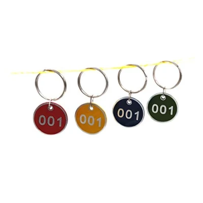 Bild av set med nyckelbrickor i aluminiumlegering, metall, nummer ID taggar, nyckelring, numrerade nyckelringar, 4 (40 st), blandade färger, 1 till 10