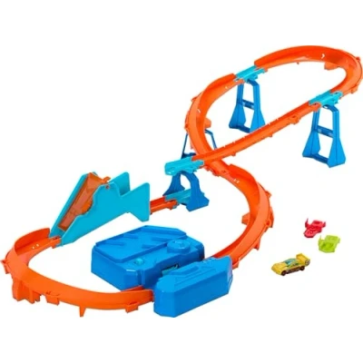 Bild av Hot Wheels leksaksbil sträckset, deluxe byggsats med motoriserad accelerator, fordon i skala 1:64, spår snabbkopplingssystem, accelerator hopp snabbavstånd, JDB49