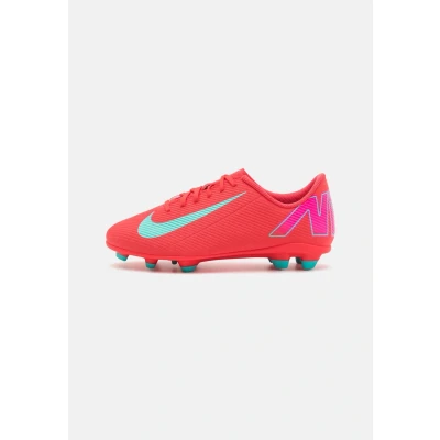 Bild av Nike Performance Vapor 16 CLUB FG/MG Unisex Fotbollsskor fasta dobbar för barn, Storlek: 32, Ember glow/aurora green Textil/syntet
