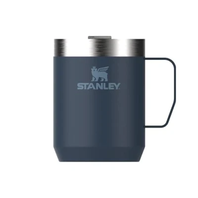 Bild av Stanley Classic Legendary Camp Mug 0.23L Campingmugg I Rostfritt Stål BPA Free Thermos Resemuggg För Varma Drycker Diskmaskin Säker Single Server Brewer Compatible Navy