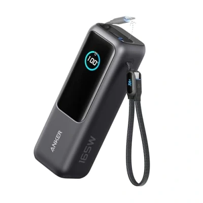 Bild av Anker Laptop Powerbank, 25 000 mAh Bärbar Laddare med Tre 100W USB C Portar För Laddning av Flera Enheter, Inbyggda och Utdragbara Kablar, iPhone 16/15 Serien, MacBook, Samsung Mer
