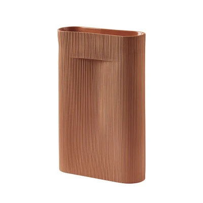 Bild av Muuto Ridge Vase Vas Large Terracotta W8,5 x L23 H48,5 cm