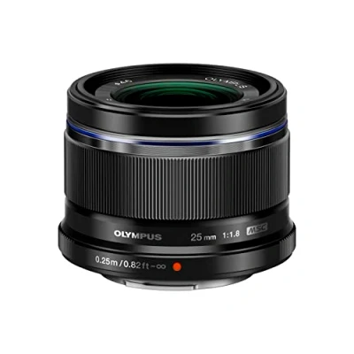 Bild av Olympus M.Zuiko Digital 25 mm F1.8 objektiv, ljusstark fast brännvidd, lämplig för alla MFT kameror (Olympus OM D &amp; PEN modeller, Panasonic G serien), svart