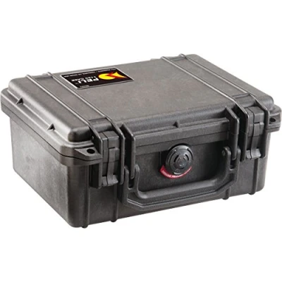 Bild av PELI 1150 skyddande hardcase för kamera, IP67 vatten och dammtät, 3 liters kapacitet, tillverkad i USA, med anpassningsbar skuminredning, svart