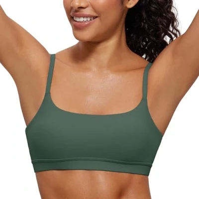 Bild av CRZ Yoga Dam Butterluxe Justerbar Spaghetti Strap Sport BH Scoop Neck Trådlös vadderad Workout Crop Top Donker bosgroen M
