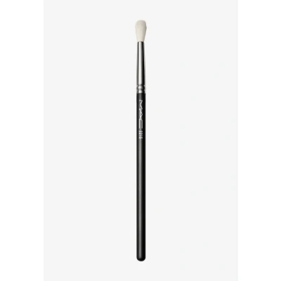 Bild av MAC Cosmetics 221S Mini Tapered Blending Brush