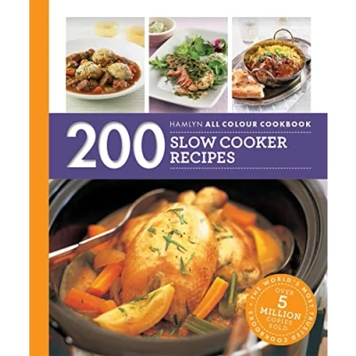 Bild av Hamlyn All Colour Cookery: 200 Slow Cooker Recipes: THE MUST HAVE COOKBOOK WITH OVER ONE MILLION COPIES SOLD