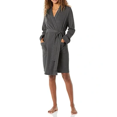 Bild av Amazon Essentials Women&#039;s Lätt våffelrock i mellanlängd (finns plusstorlek), Kolsvart ljung, 4X