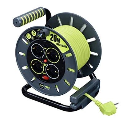 Bild av Masterplug Pro XT fyra uttag öppen spiral kabeldragning med upprullningshandtag, termisk skärning och strömbrytare, 20 meter högsynskabel grön