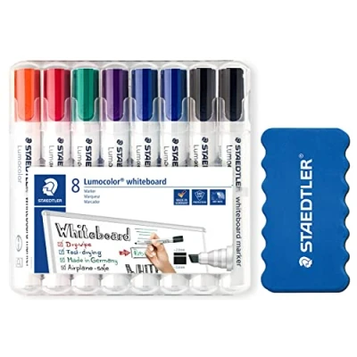 Bild av STAEDTLER whiteboard märkpenna Lumocolor, kilspets ca 2 eller 5 mm linjebredd, torr och restfri avtorkbar, hög kvalitet, set med 8 markörer inklusive svamp, 351BWP8XP1X