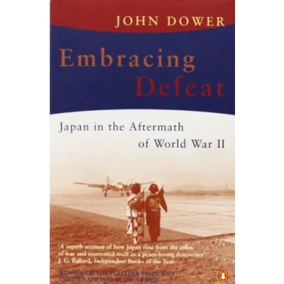 Bild av Embracing Defeat: Japan in the Aftermath of World War II