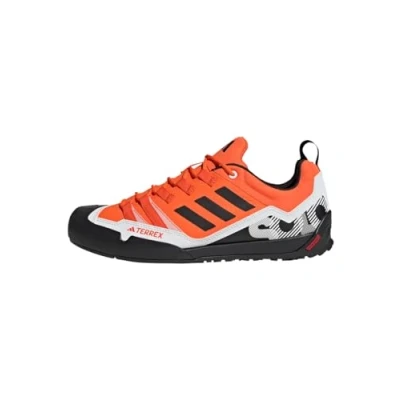 Bild av adidas Unisex Vuxen Terrex Swift Solo 2.0 Hiking Shoes, Orange/Core Black/Crystal White, 45 1/3 EU