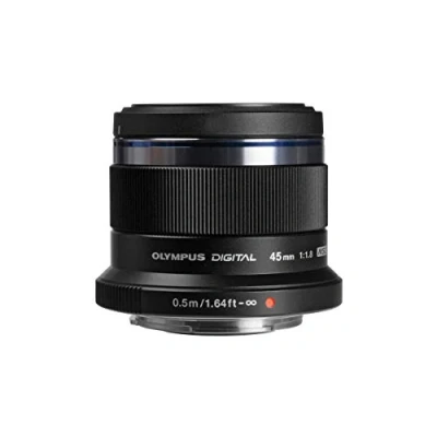 Bild av Olympus M.Zuiko digital 45 mm F1.8 objektiv, starkt fast brännvidd, lämplig för alla MFT kameror (Olympus OM D &amp; Pen modeller, Panasonic G serien), svart