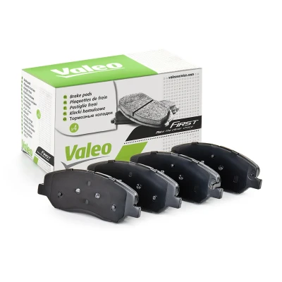 Bild av VALEO 598937 Jeu de plaquettes frein Essieu avant contact signal d&#039;usure inclus avec tôle anti bruit HYUNDAI: Genesis I Coupe, SANTA FE 2