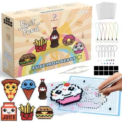 Bild av La Manuli strykpärlor set 4 000 stycken 5 mm stickpärlor 10 färger, 2 plattor, hängen, kylskåpsmagneter, med pärlor roliga mönster, gör det själv leksaker för flickor och pojkar