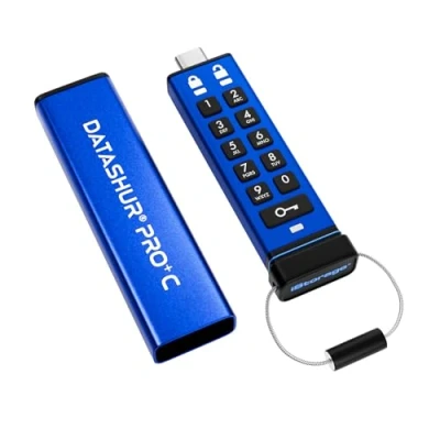 Bild av iStorage datAshur Pro+C 128GB Säker USB Type C Memory Stick FIPS 140 3 Level Pending PIN Protected Typ A adapter ingår.
